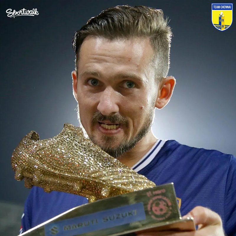 teamchennaiIN's tweet photo. 🤩⚽ THE LITHUANIAN SNIPER! Congratulations to @NValskis on becoming the first @IndSuperLeague Golden Boot winner to win it without scoring from penalties 👏
📸 @IndSuperLeague | #valskis #CFCATK #HeroISLFinal #HeroISL #IndianFootball #TeamChennai #AatamReloaded #Sportwalk https://t.co/oxTxFRhRNz