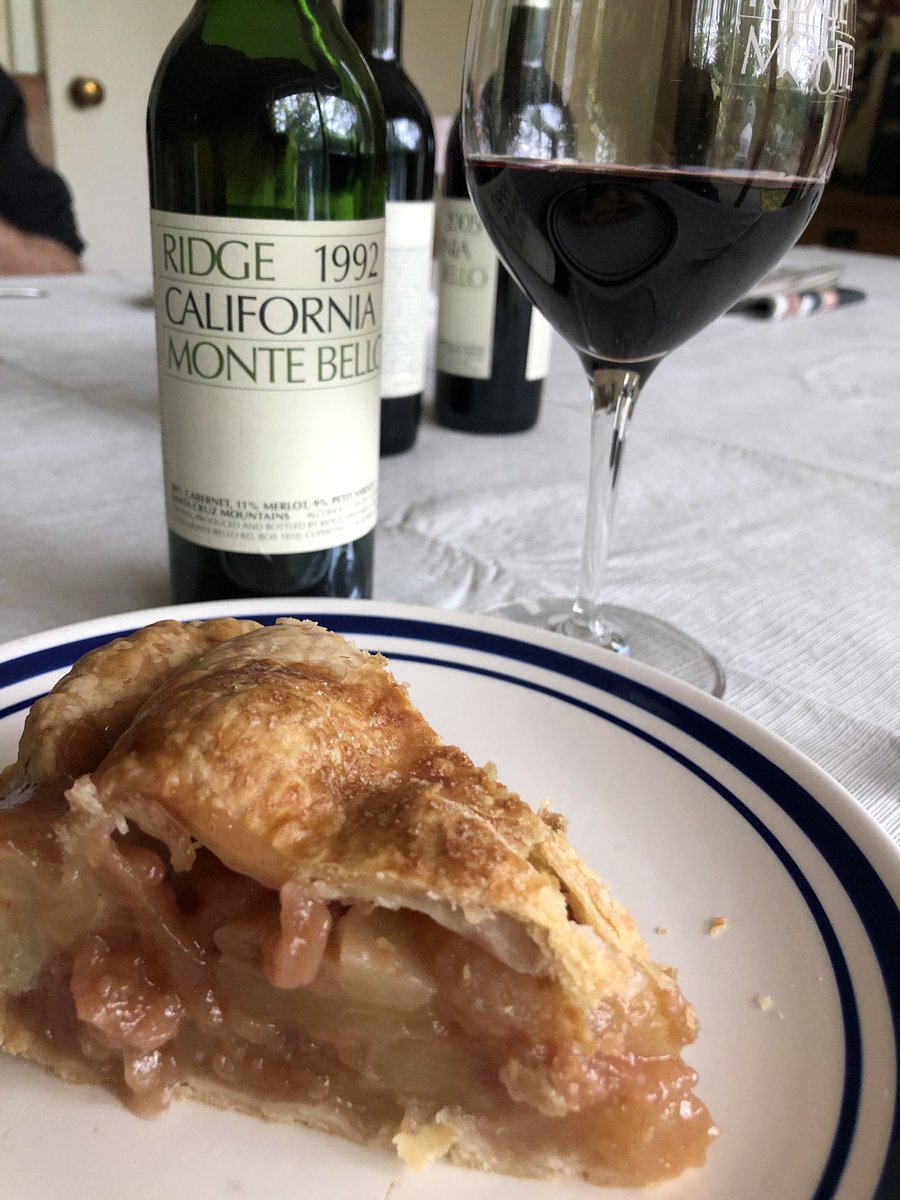 AffordCollector's tweet photo. #PiDay #ApplePi @RidgeVineyards #Montebello @SCMWA Happy Pi Day! rinsed down with a 92 Ridge Montebello https://t.co/TBsIgG38oi