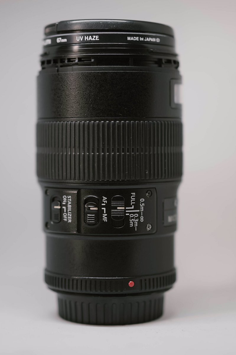 usrok25's tweet photo. Bang @arbainrambey 
titip jual Di jual lensa canon macro 100mm
Fungsi semua lancar
AF jalan
Gak ada jamur

Minus no box
Bagian yg di lingkar merah hilang 
Red ring ada tapi patah

Dijual 4,5 https://t.co/XRk7fRT2JR