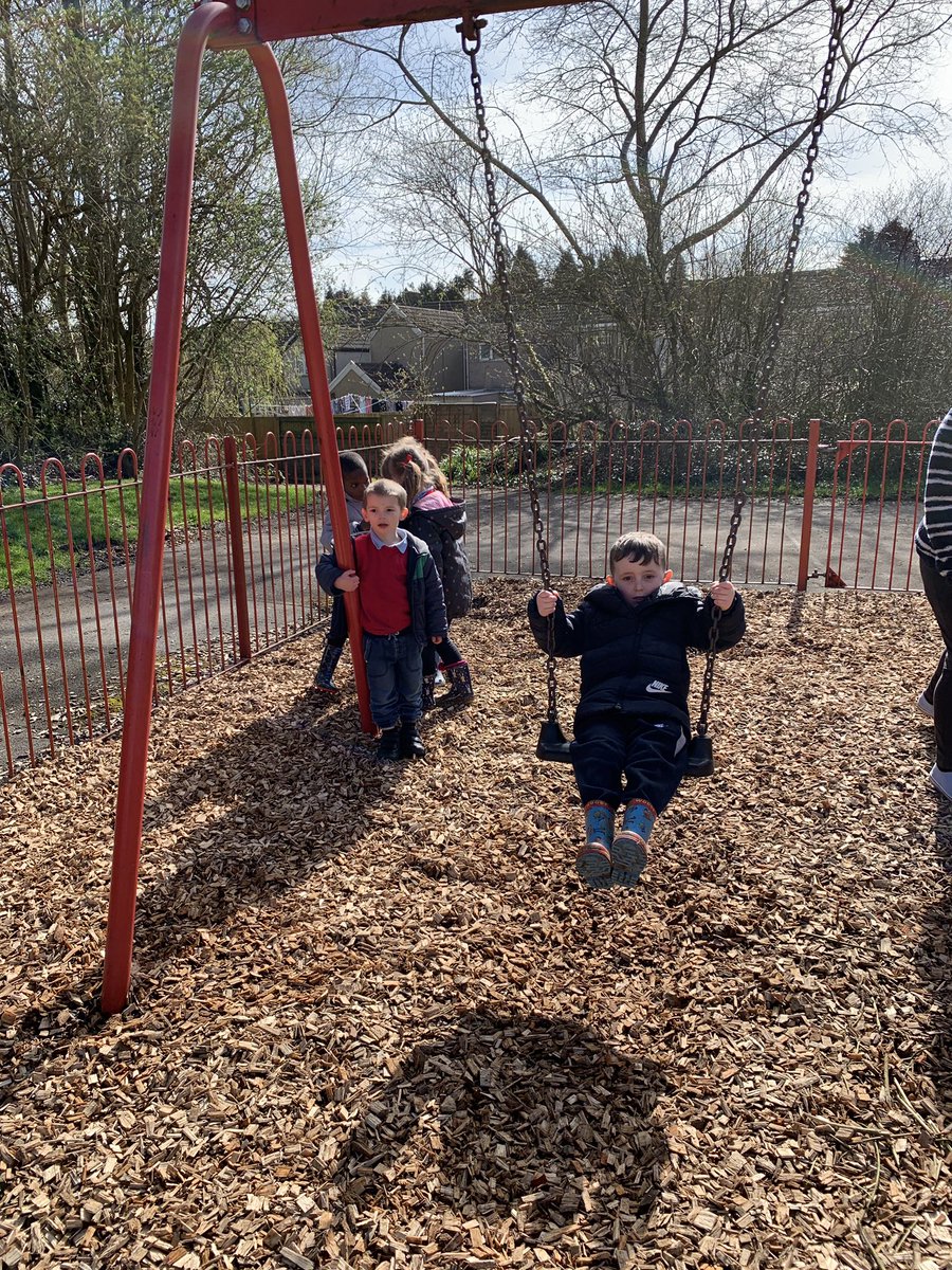 PentrerGraig's tweet photo. We had so much fun at the park! What a way to end a busy week where we have been learning about forces- push/pull #pgprockets #pgpoutdoorlearning #pgpscience https://t.co/IKsJEfqh6c