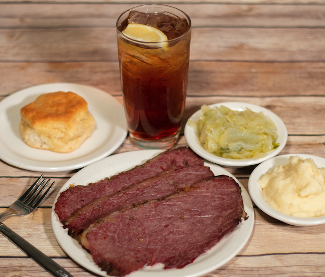kwcafeterias's tweet photo. Celebrate St. Patrick's Day early with our Corned Beef Meal Deal. You'll get juicy Corned Beef, two scratch-made sides, freshly baked bread, and a beverage for just 9.99! It's only available March 15th-17th, so be sure to grab yours before it's gone! https://t.co/CJgcMaps1L
