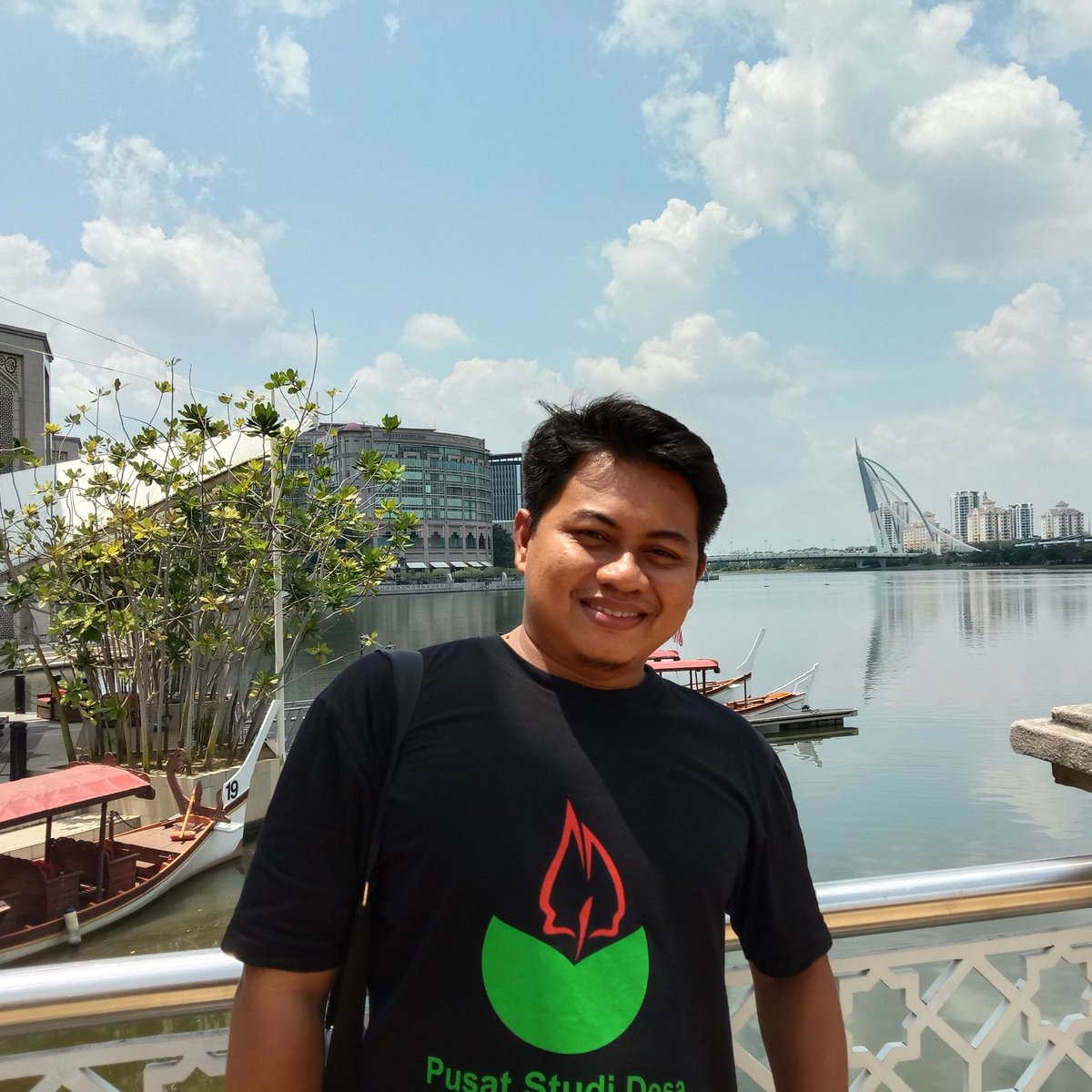 Dharmatya's tweet photo. #FotoProfilBaru https://t.co/GJ2msn5IGX