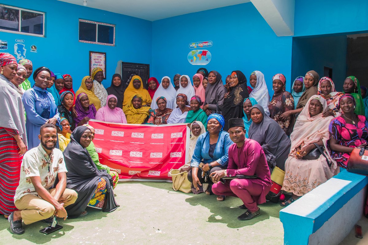 Dautaofduniver1's tweet image. @1MTeachers live in Maiduguri. 
#teachertraining
#educationandtechnology
#northernnigeria
#1millonteachers