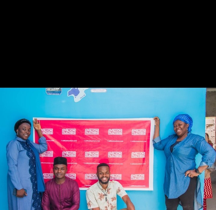 Dautaofduniver1's tweet image. @1MTeachers live in Maiduguri. 
#teachertraining
#educationandtechnology
#northernnigeria
#1millonteachers