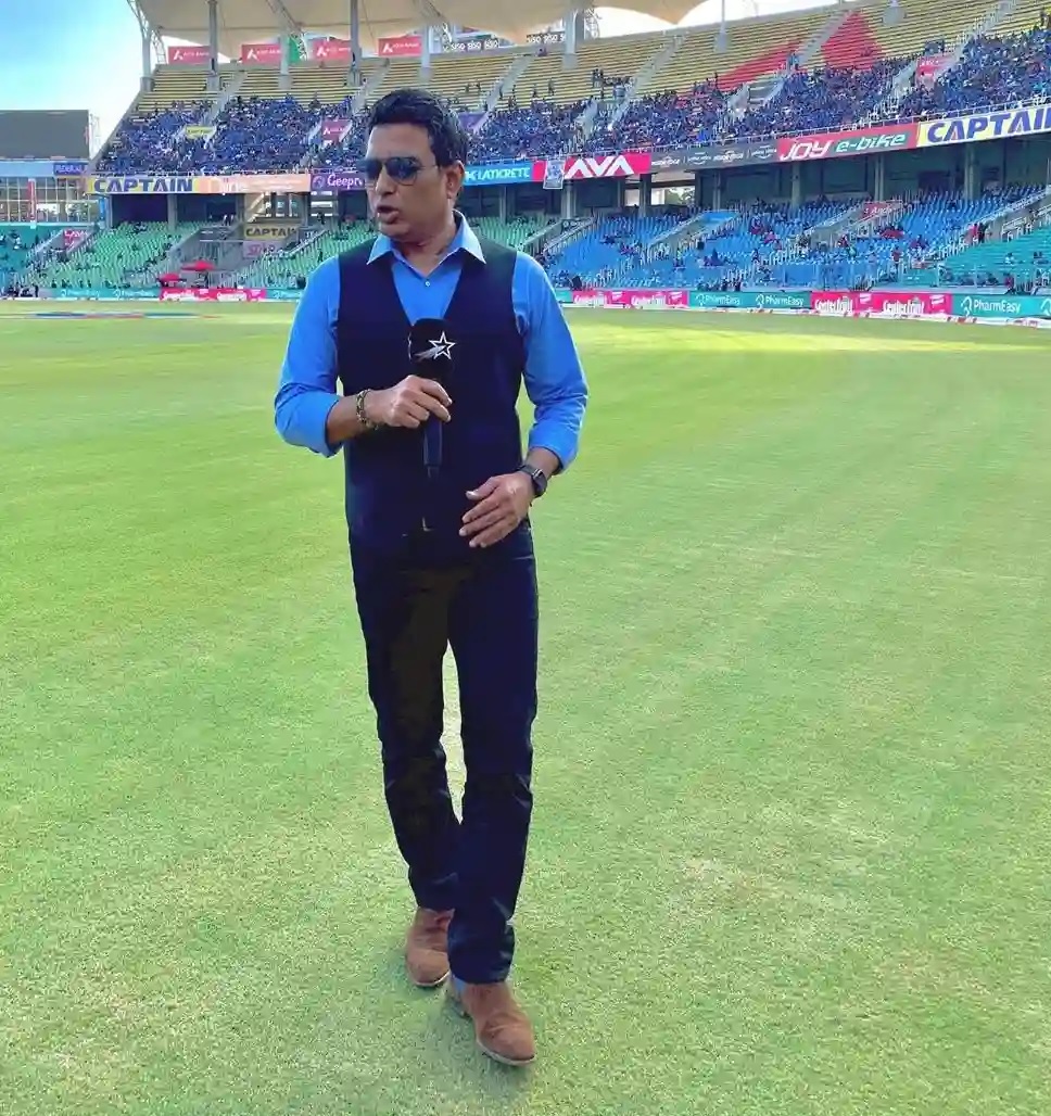 TheOpinia's tweet photo. Manjarekar removed from BCCI's commentary panel
https://t.co/eSmNbzSxa2
#SanjayManjrekar #BCCI https://t.co/3S5HDfydFe