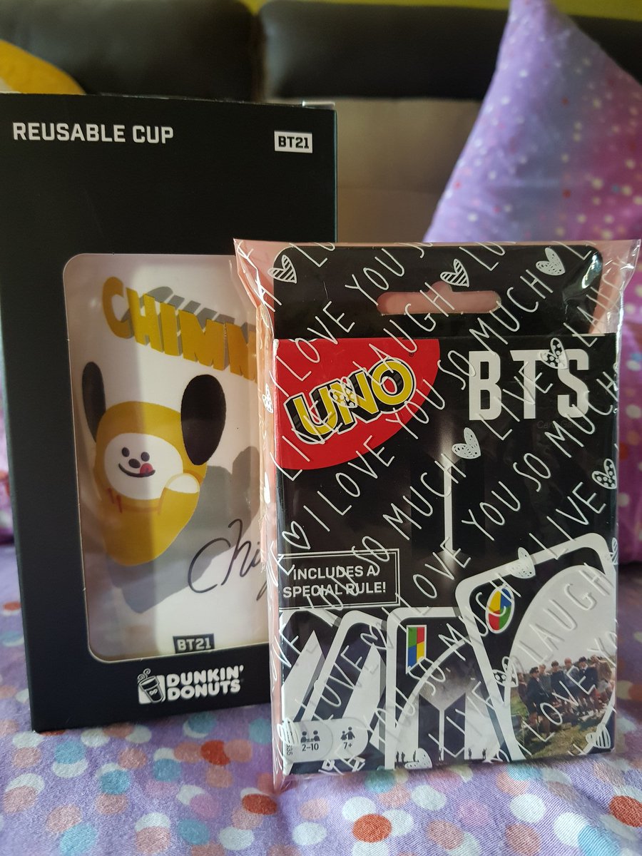 _AgentM08's tweet photo. Giveaway Time~😆😉
- 1 BTS Uno Card Set + 1 Dunkin Donut's Chimmy Reusable Cup
(Conditions are all *chef kiss😘)

Rules:
💜MY only
💜RT this tweet AND my pin tweet
💜Done!😆 

GA ends when all of my LY:Answer albums are sold.A long way to go~👌🏻😊 

Thank you!💝💞 https://t.co/oC8jFPFmO1