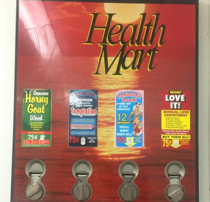 t_reneekurtz2's tweet photo. A grab bag of sexy surprises 🤣🤣 #arizona #healthmart https://t.co/MuizmqidJ5