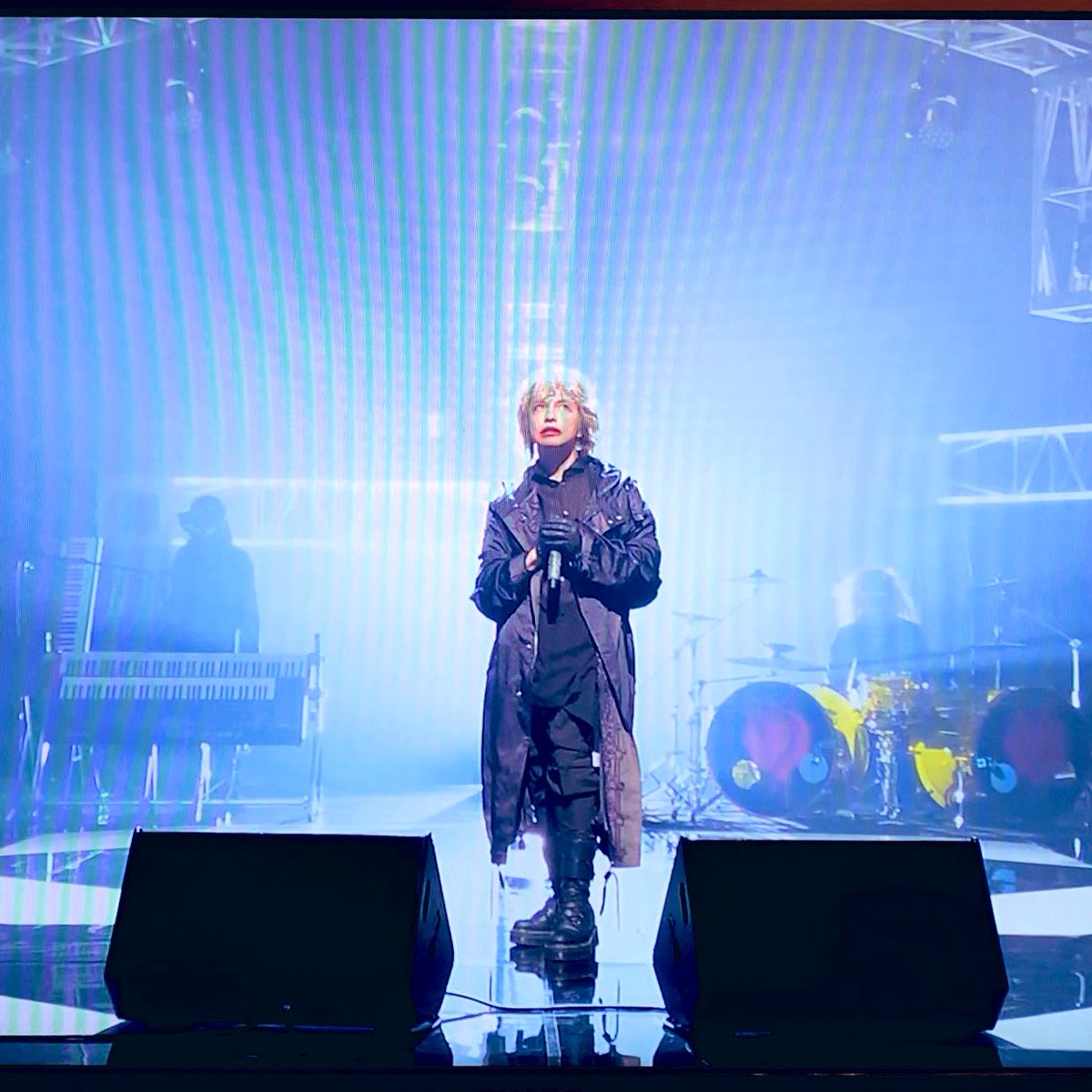 HYDE着　ゲルニカ モッズコート　シェアースピリット　ベスト　HYDE 昨日のCDTVのHYDEさん アウターはBED j.w. FORDのモッズコート