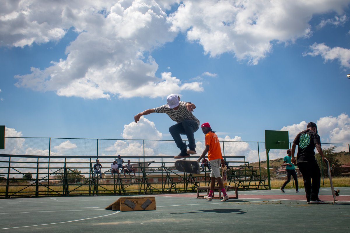 pushiculture_'s tweet photo. Push i'Culture Standerton was such a vibe!Well done to Dylan for winning the comp and Thando the runner up! There was also a jam packed best trick section and Siphosihle winning that!  Major shout out to all the sponsors again! See your Kasi soon! 📸 by @lebo_molepo https://t.co/3DFTqdxJw1