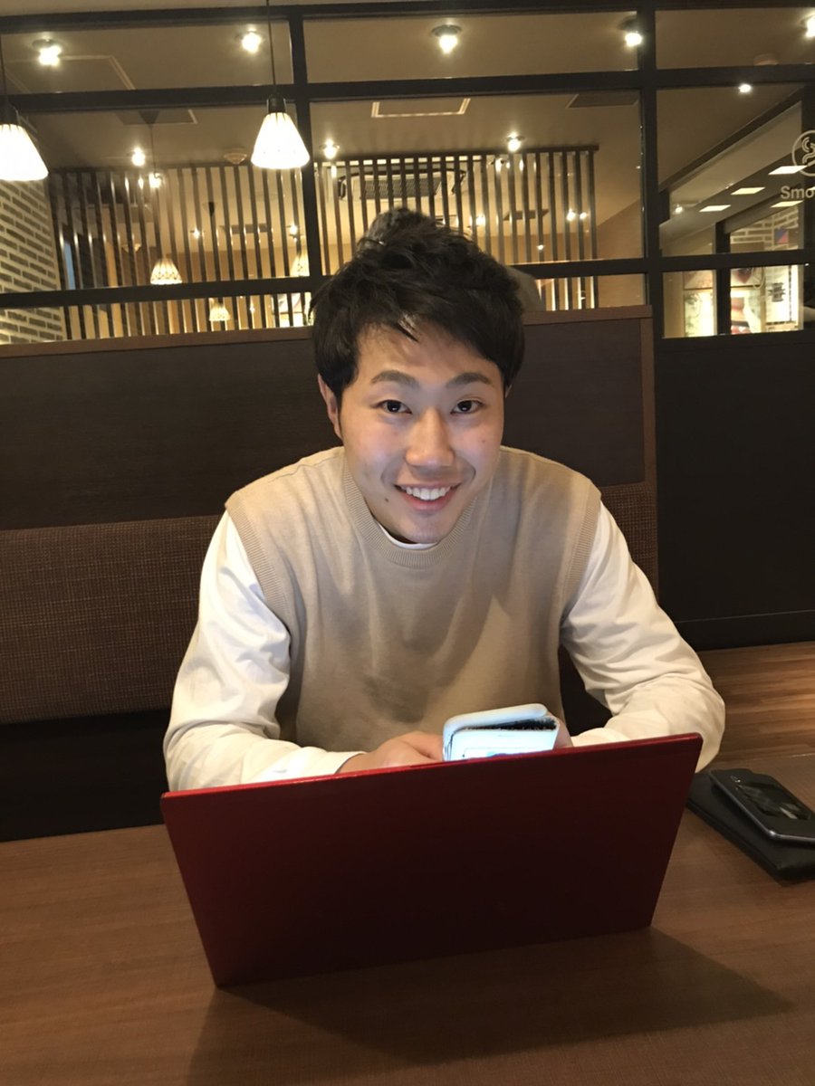 I2kld05yoXdBZq0's tweet image. 42日間でなんと318,000円を叩き出した神戸大学2回生の機械音痴の翔くん。笑

成人式に、彼女にFENDIのマフラーをプレゼントしたそうです^ ^