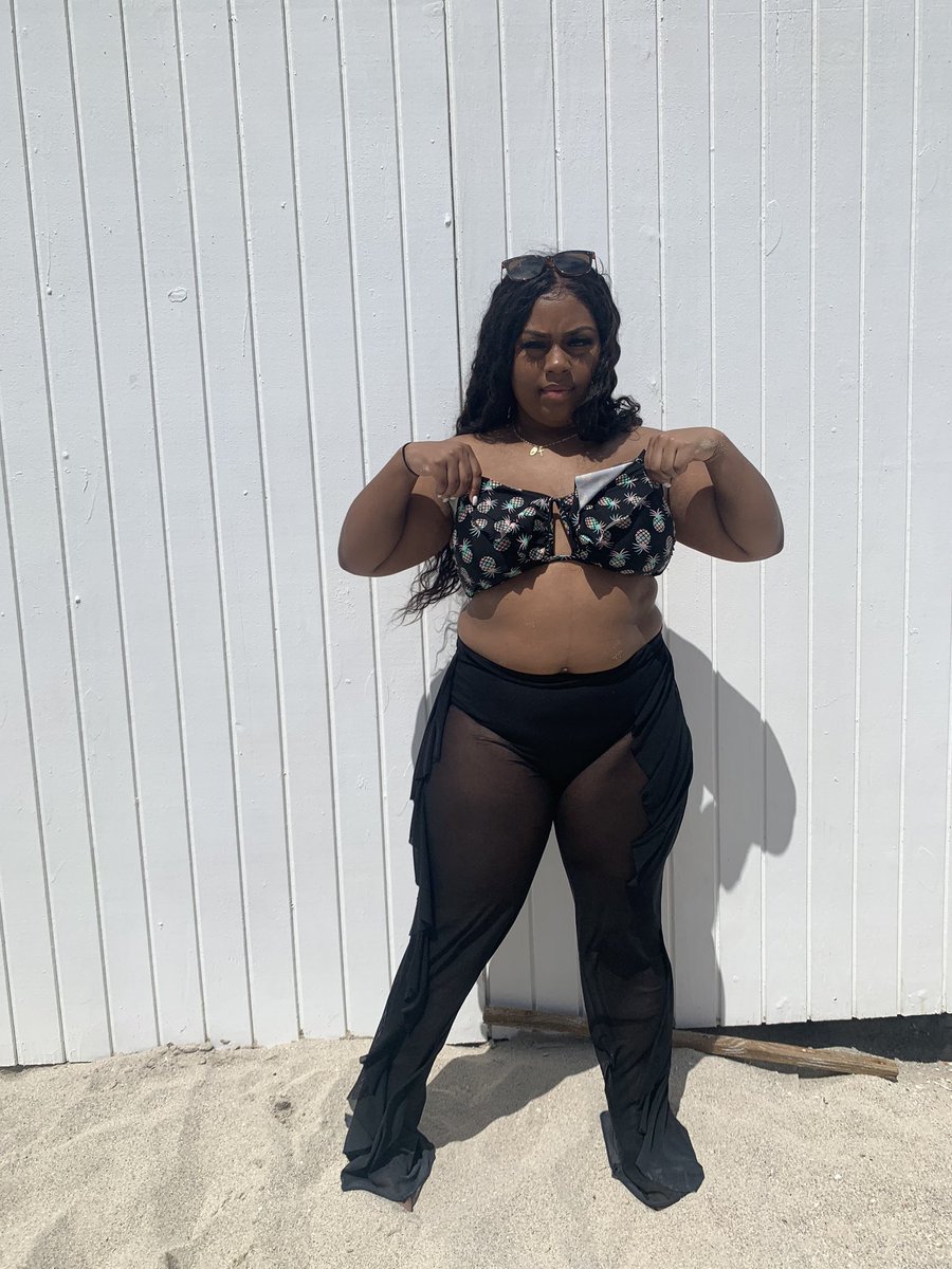 jaibaabyyy's tweet photo. like caresha said on or off line pussy hoe im rawโผ๏ธ #springbreakmiami2020 https://t.co/ZBCTo23oxC