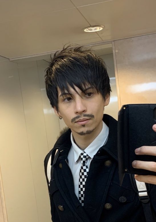 Sean ショーン On Twitter 男性モデルとして使ってくださる方を募集してます 写真のモデルや 絵 スケッチのモデル 衣裳を用意していただければきぐるみから下着までコスプレ代行などもやります 自分が役に立てそうなお話がありましたらお気軽にdmください