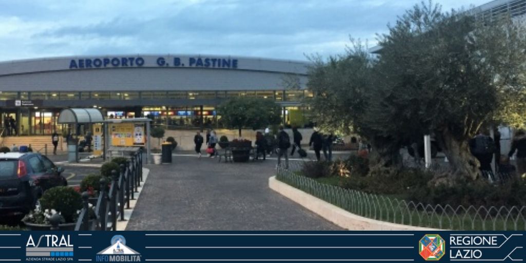 ⛔📢✈ #AeroportoDiCiampino

Chiuso il terminal ai passeggeri dei voli di linea dell'aeroporto G.B. Pastine di #Ciampino.Attivi i soli servizi per #EntiDiStato e cargo.
Riaprirà totalmente al termine dell'emergenza sanitaria

<a href="/AeroportidiRoma/">Aeroporti di Roma</a> <a href="/ferpress/">FerPress</a> <a href="/RegioneLazio/">Regione Lazio</a>
#pendolariLAZ