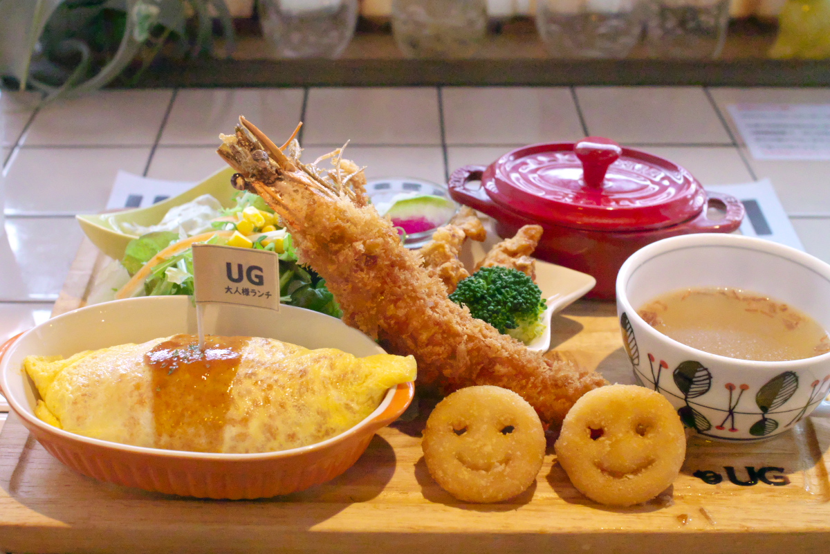 かろ Ugさんの 大人様ランチ エビフライ ハンバーグ から揚げにオムライス お子様だったころの好物を大人の味で堪能できました デザートのプリンもカラメルが効いた大人の味 テンション高めのムッチャ楽しい昼食 感謝 奈良県 桜井市