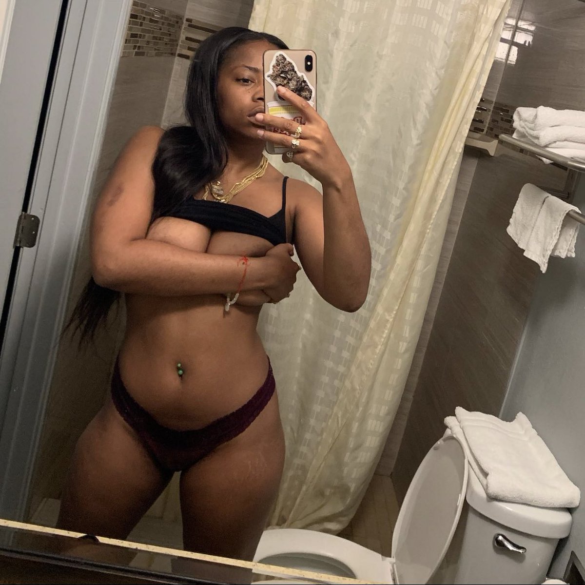 Allazaye tweet media