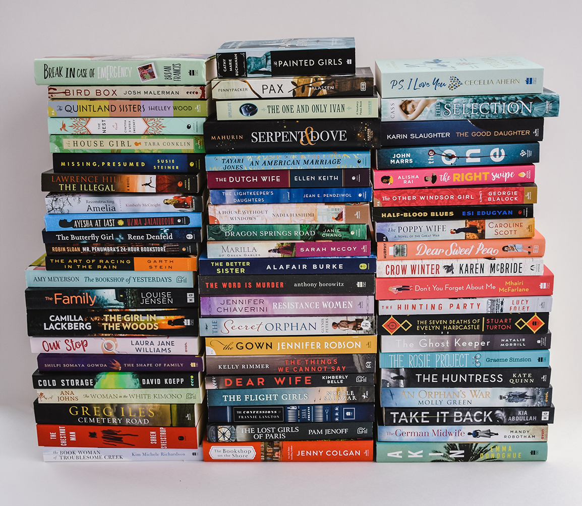 HarperCollinsCa's tweet photo. This stack of (64!) books is going to ONE lucky winner! 

Retweet if you want to be the winner of our #HCCMarchMadness grand prize 😜📚! Vote now and enter for your chance: https://t.co/zKrkesaqNs https://t.co/EKK5ShwTP5