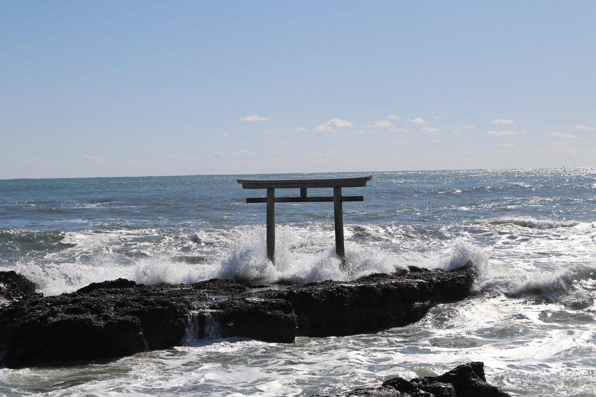 ひこ 03 15 大洗磯前神社 コロナの影響で中止になってしまいましたが せっかくなので数年ぶりに大洗 に行ってきました やっと大洗磯前神社の御朱印もらえました それにしても昨日の大雨 雪から一変 良い天気で気持ちよかった Garupan 大洗