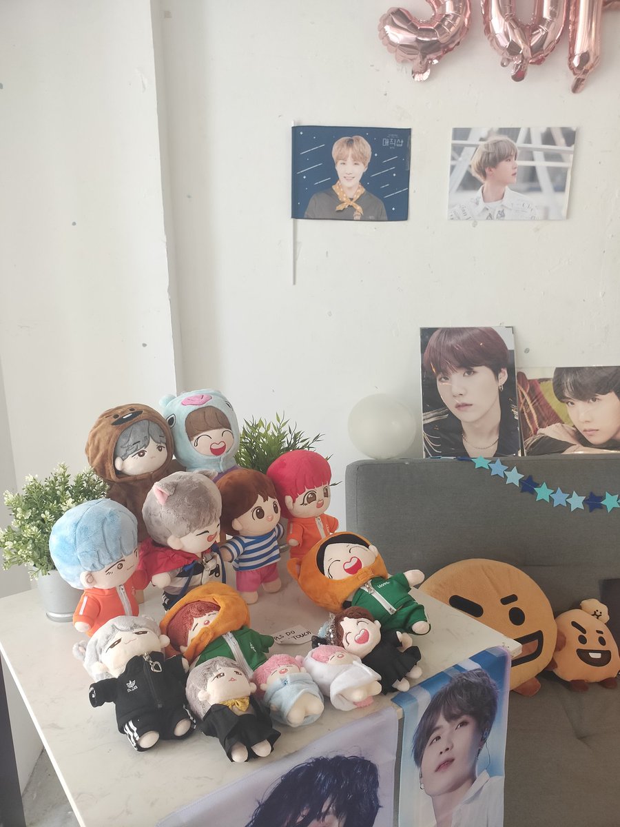 Pengpeng_bts's tweet photo. Other day of my collocation with @geniusxhope love all the hard work they put in for all this thank you #GENIUSXHOPE #BTSARMY https://t.co/ZnAEFoZYab