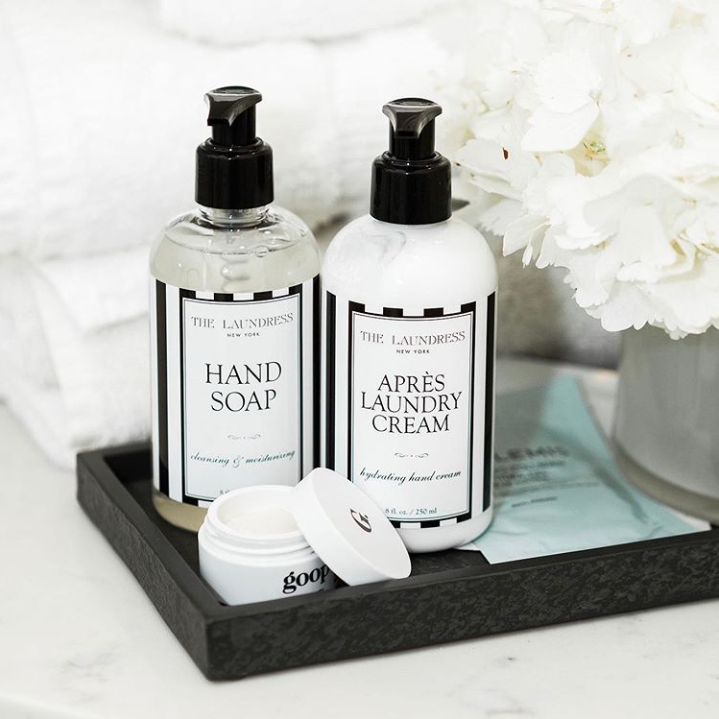 ShopBorderfree's tweet photo. The cardinal rule of hand washing: Follow up with hand cream, every time 🖐 Shop this duo from @TheLaundressNY online --- https://t.co/TYsOJpa4xh #shopborderfree #BFStyle #thelaundress #handwashing #handsoap #handcream #fluseason #ecocleaning #greencleaning #ecofriendly https://t.co/G9Bf00hkBc
