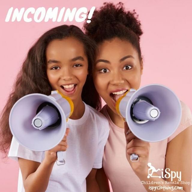 We've added great new-to-you pieces to the shop!

#secondhandfirst #sustainablestyle #moreitems #shorts #shoes #rainboots #hoodies #pants #tshirts #staples #reuse #ecofashion #ispyclothing ift.tt/2We0wPD