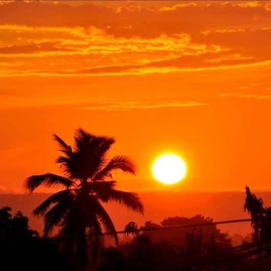 hosteleriapp's tweet image. Compare@s del sector Hostelero. Ánimo y solidaridad. Unidos como Nación Venceremos como el sol que nos alumbra. #coronovarius @info_horeca @barradeideas @FagorIndustrial @aravenhoreca @Docriluc_es @portalhoreca @CEHEhosteleria @infrico @ITV @Centrosur1980