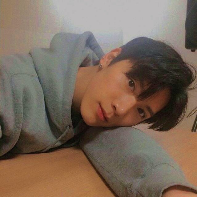 แก้มก้น tweet media