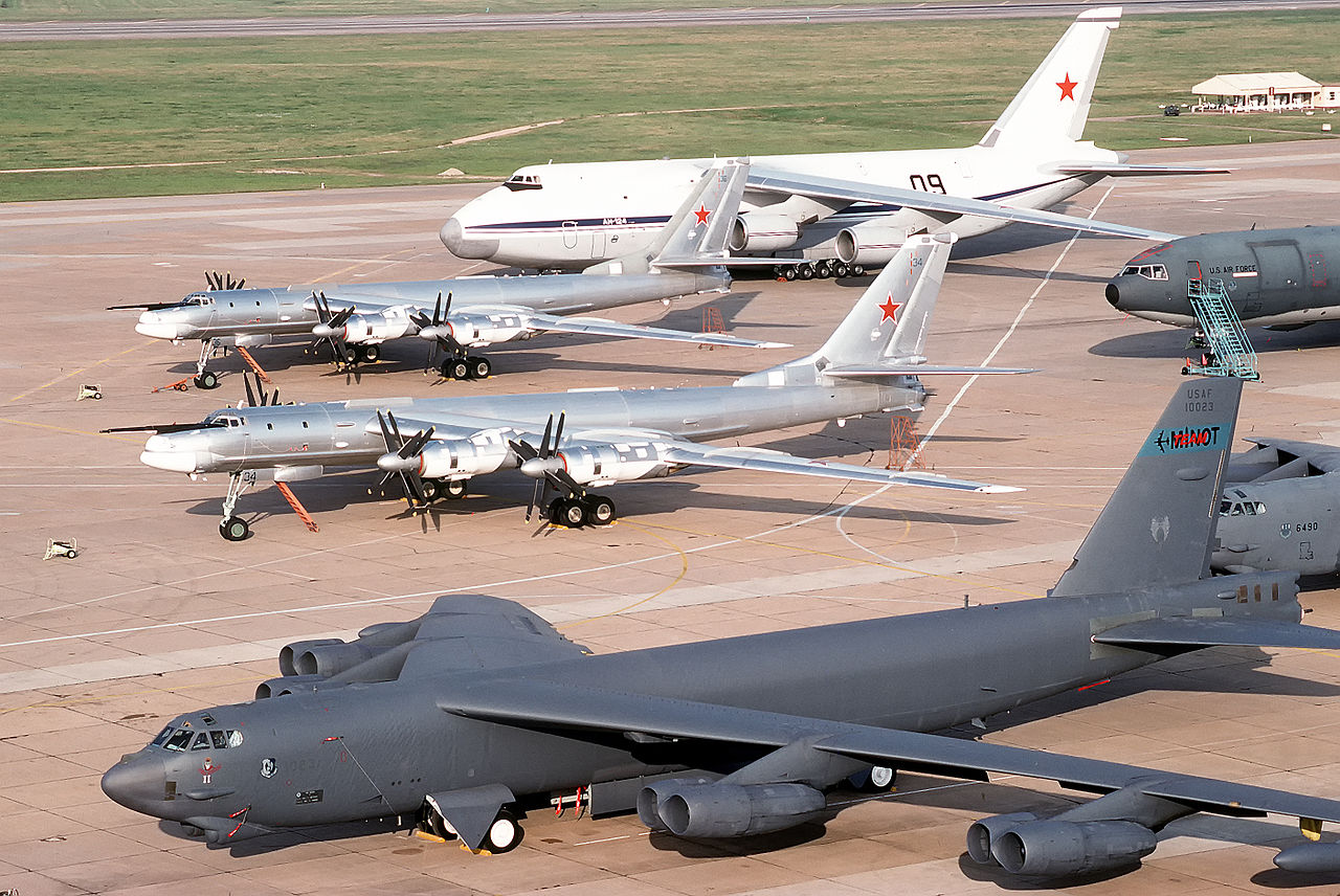 高町露化 ロシア海軍情報管理複合体 因みに よくアメリカの戦略爆撃機b 52と比較されるロシアのtu 95だけど こちらも B 52の生産終了は1962年なのに対し Tu 95は1992年だからね 今飛ん 高町露化 ロシア海軍情報管理複合体 因みに よくアメリカの戦略爆撃機b 52と比較されるロシアのtu 95だけど こちらも B 52の生産終了は1962年なのに対し Tu 95は1992年だからね 今飛ん