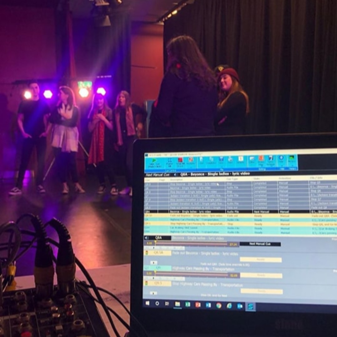 Last week, our Production Arts students did a fab job visiting local schools to host performances! A huge well done 🌟