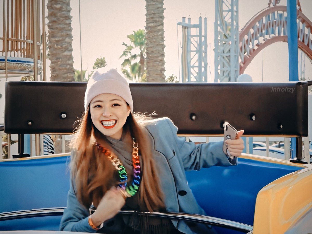 nobody like shin yuna ✨💙🖤

— #YUNA #ITZY #신유나 #있지 #WANNABE