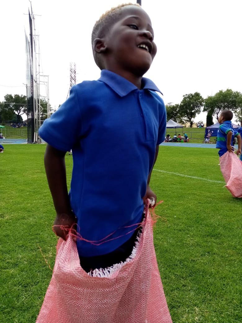 GautengSACR's tweet photo. Kiddies Games as part of the Early Childhood Development programme were held at Boksburg Stadium where 90 pre-schools with over 1800 children participanted. #KeepingGautengActive #GrowingGautengTogether https://t.co/Uj1LlAbAS0