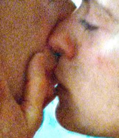 mvingzaz's tweet photo. A kiss of gratitude with a tongue https://t.co/hhcOMyJ00q