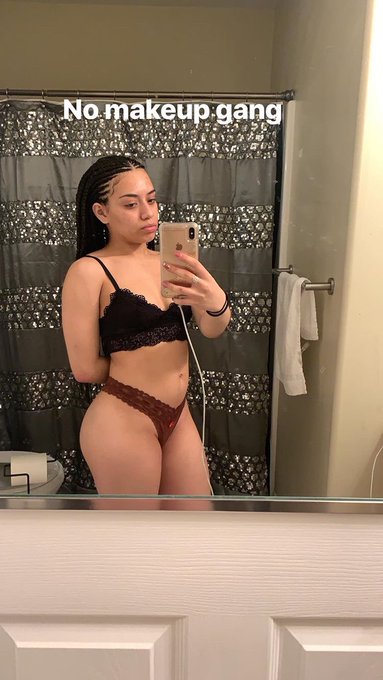 I want this style back 😩 https://t.co/frEigPnqUn<a href="/tag/newprofilepic"class="tags"><span>#newprofilepic</span></a>