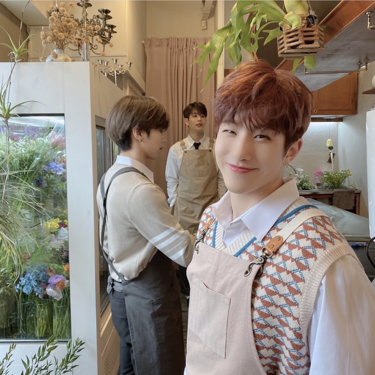 ATEEZ タワレコ特典　ホンジュン　ソンファ　サン ATEEZ ホンジュン、ソンファに会える!!アイウェアブランド“The