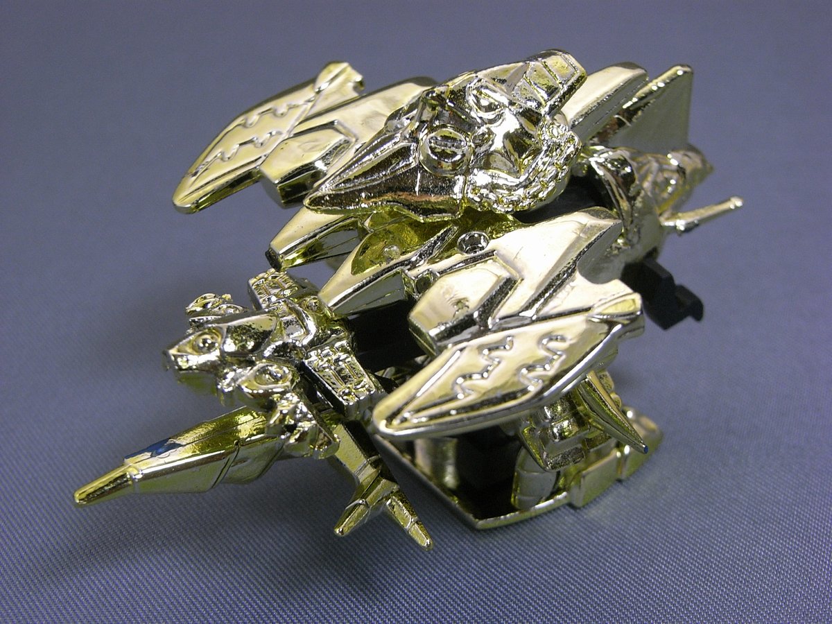 合体するのはイエローガンドラゴン なんか他のドラゴンとはちょっと