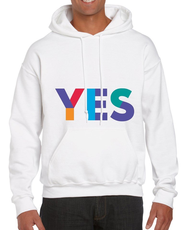 YES2Scot's tweet photo. Take a look at our new colourful Yes 2 range - https://t.co/rFRynLdm7s #Yes2 #Indyref #Scotland #Independence https://t.co/Cgayzta5bo