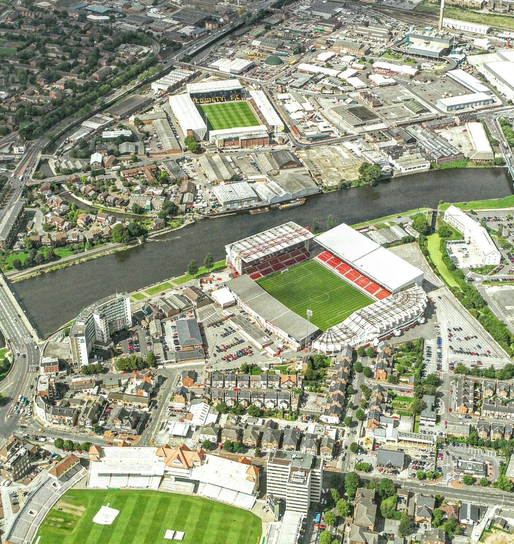 Notts County, Nottingham Forest en een stukje van cricketstadion Trent Bridge.