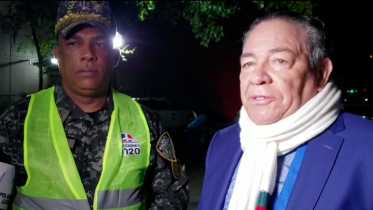 teleuniversord's tweet photo. #GranCadenaElectoral Haime Thómas ofrece primeras declaraciones elecciones municipales extraordinarias 2020. #EleccionesMunicipales2020 #Elecciones2020RD 
 https://t.co/2El4qvIXGu https://t.co/ZdXfoY3D6t