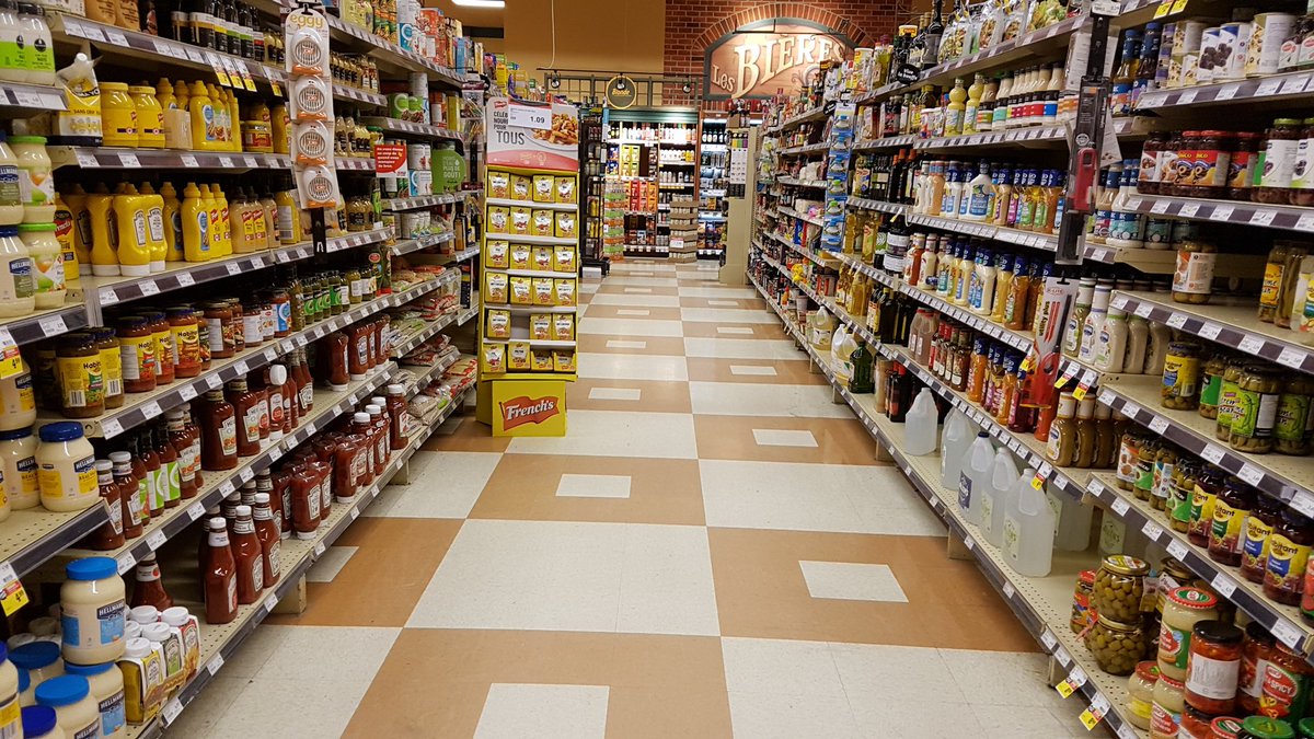 😬😬😬 JE SUIS ALLÉ FAIRE UN PEU D'ÉPICERIE À LONGUEUIL HIER SOIR ET LES TABLETTES ÉTAIENT COMPLÈTEM...

Ah non, scusez, les tablettes étaient pleines. Partout. Ben ben pleines. No problem. 🤔 #vraiephoto14mars

Sauf pour le papier-cul, 🤓 mais bon. #COVID19