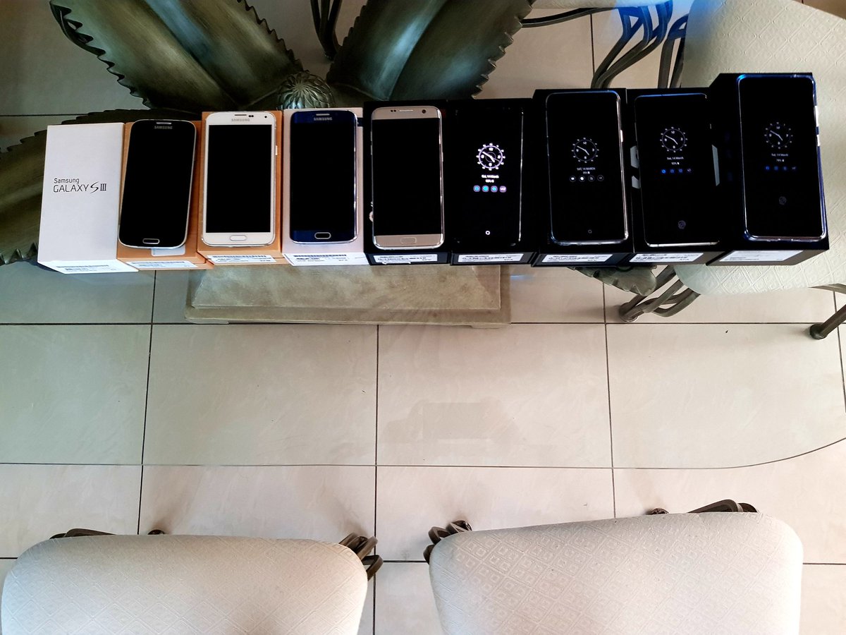 ALD722's tweet photo. Flagship👀 #GalaxyS20Ultra #GalaxyS10Plus #GalaxyS9Plus #GalaxyS8 #GalaxyS7Edge #GalaxyS6Edge #GalaxyS5 #GalaxyS4 #GalaxyS3 #GS20Ultra #GS10Plus #GS9Plus #GS8 #GS7Edge #GS6Edge #GS5 #GS4 #GS3 @SamsungMobileSA @SamsungMobile @SamsungSA @SamsungMobileUS https://t.co/BbtY0EZd7K