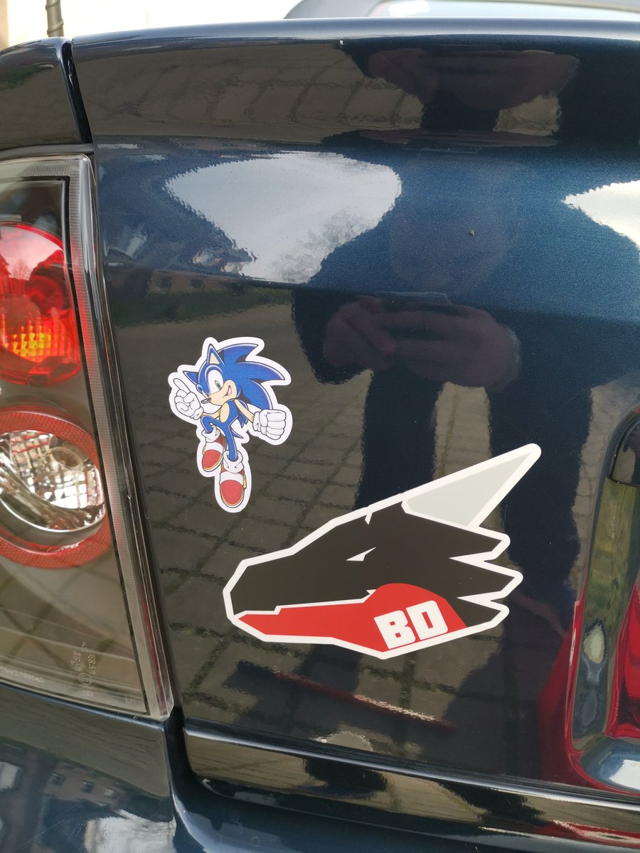 Swico12's tweet photo. Sticker ftw xD https://t.co/NczQim5g4F