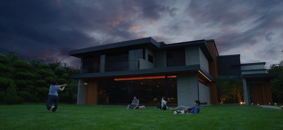 INDIEWASHERE's tweet image. self quarantine at my bosses house  so far so good