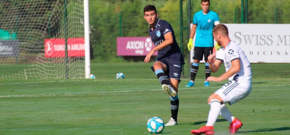 ATOficial's tweet photo. #ReservaSAF
No completó el debut
El partido de reserva se suspendió cuando River superaba a Atlético por 2 a 0.
➡ https://t.co/B0CoYyQw62
📸 Fotos de @lucholopezdeca1
#VamosDecano 💪💙 https://t.co/zERbtCXwAt