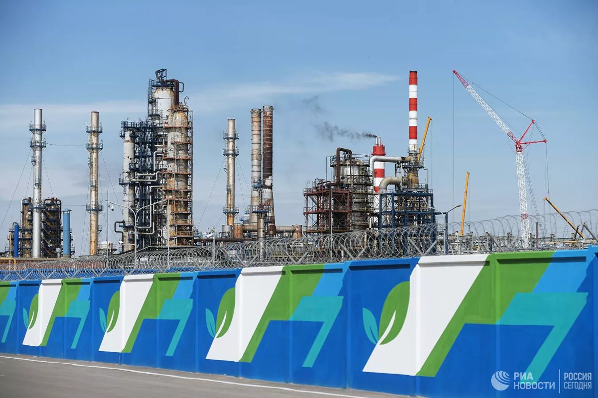 москва мнпз капотня. капотня в москве завод нефтеперерабатывающий. нефтеперерабатывающий завод в капотне. москва мнпз капотня. капотня завод мнпз.