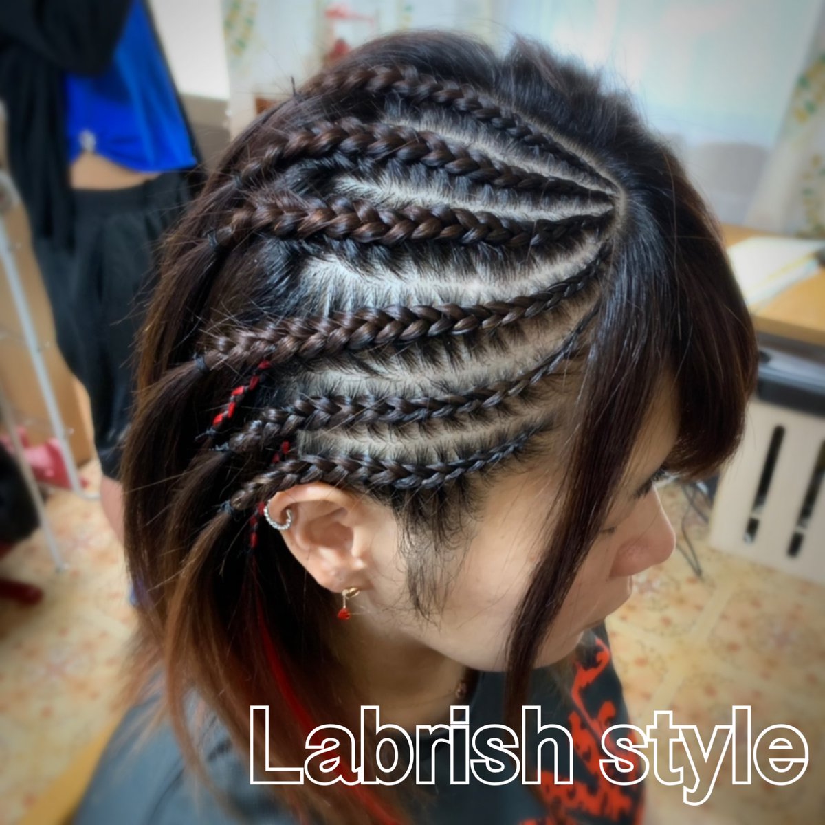 Labrish Style お友達同士で シンプルなサイドコーンロウ ありがとうございます Hair Blackhair Cornrow Braids Extension コーンロウ ブレイズ フルブレイズ ショートブレイズ エクステ ヘアスタイル ヘアアレンジ 特殊ヘア 派手髪