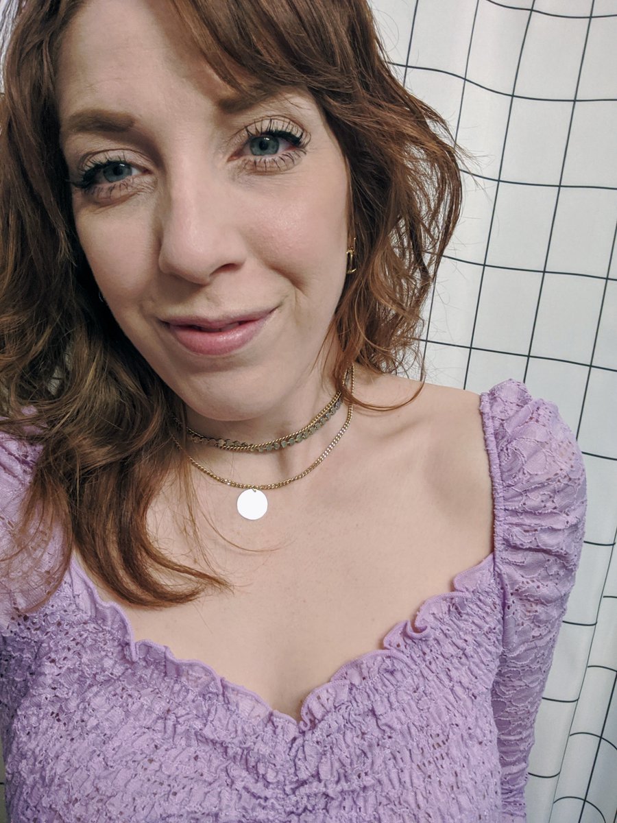 Jackie_Mantey's tweet image. Celebrating a birthday over a #SocialDistancing weekend means I have way too much time and an excuse to take a hundred selfies. 🙄😎 #thisis34 #pisces #IdesOfMarch