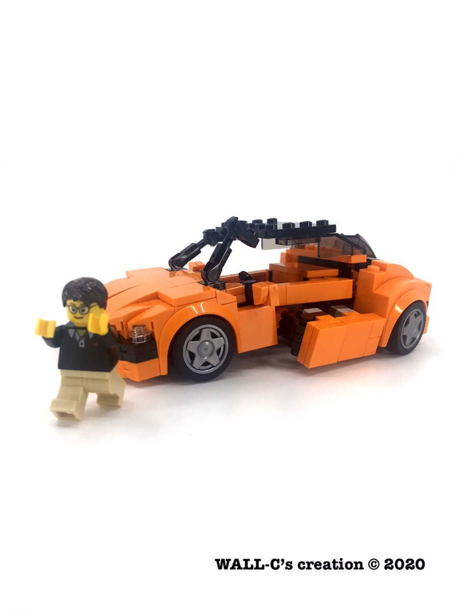 wallacechow2005's tweet photo. Hi all! This is my new Lego transformer “Flash”. It’s fully transformable and based on Lego McLaren set 75880. Hope you all like my creation.

#legomoc
#transformers https://t.co/g5Luvgy6Le