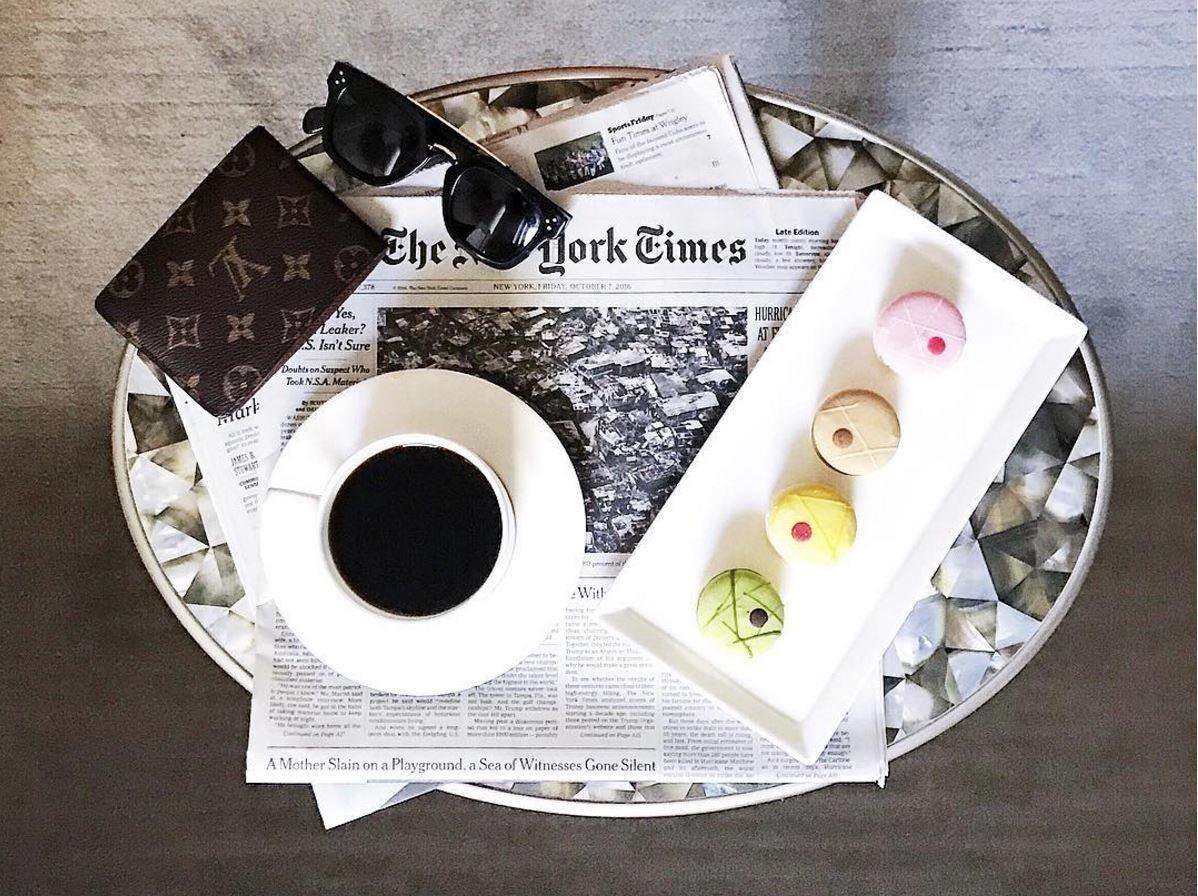 All of your essentials for a serene Sunday in New York City. 
#KnickOfTime