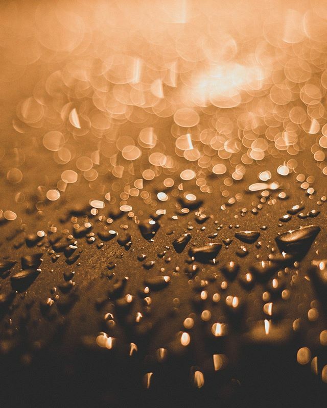 simon_cstl's tweet photo. 💦#droplets #bokeh_shotz #igersbretagne  #artofvisuals #bevisuallyinspired #aov  #milliondollarvisuals  #amazing_shots  #moodygrams #agameoftones #awesome_photographers #earthpix #liveforthestory #wanderlust https://t.co/jJVj9QxCmj https://t.co/6weV4j1guu