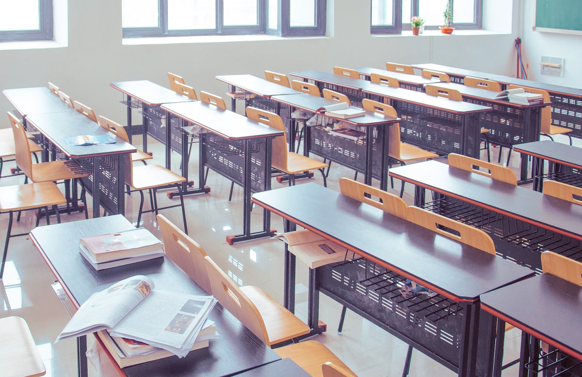 Tip: Gratis online oefenmateriaal voor leerlingen uit alle groepen van het #basisonderwijs. Oefen verhaaltjessommen, maak dictees uit de eigen spellingmethode, uitlegfilmpjes en veel meer! #scholendicht  #covid19nl #lockdownnl basisonderwijs.online/thuisonderwijs…