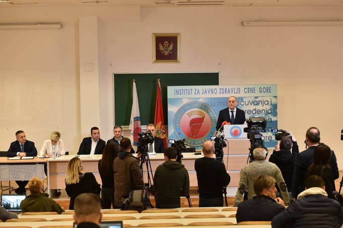 View image on Twitter